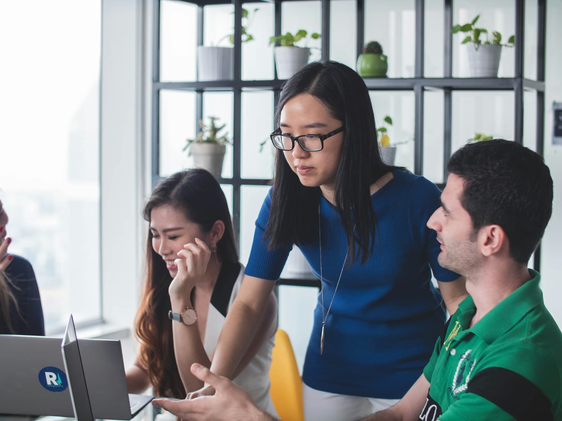 Des experts technologiques conçoivent un système connecté